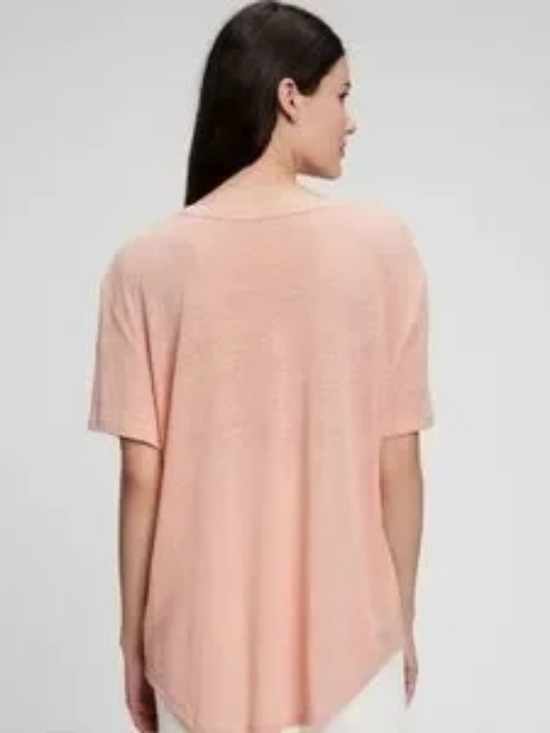 NWT- GAP Linen Blend  V-Neck T-Shirt Chaulk Pink Metallic - Picture 6 of 9